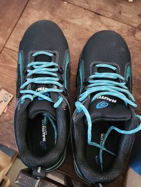 Nautilus Black Shoes with Teal Accents